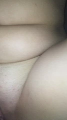 Cum on GF’s pussy : video clip