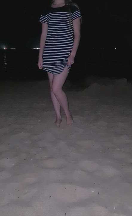 Some late-night beach fun : video clip