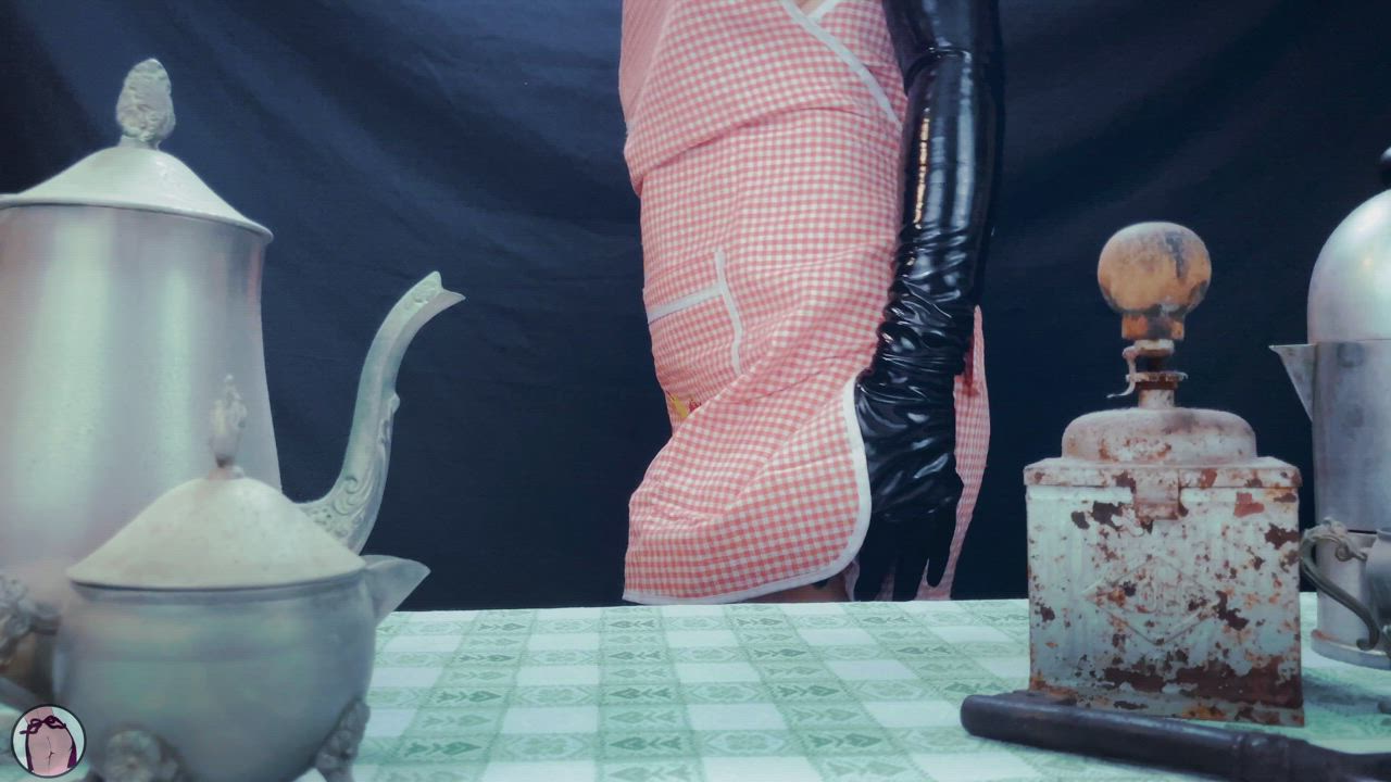 Panty Peel : video clip