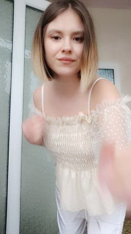 (18) would you squirt a load on my tits or ass 😈 : video clip