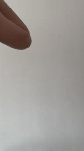 Remove my panty with your tongue : video clip