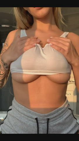 BouncingTits - HappyYulia : video clip
