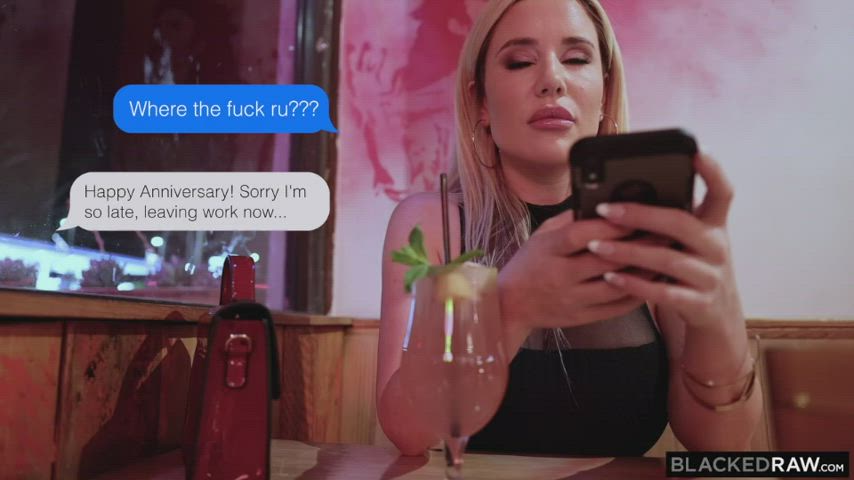 Savannah Bond - What Boyfriend : video clip