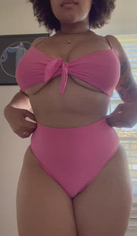 Curvy girls like to be manhandled and tossed around, too : video clip