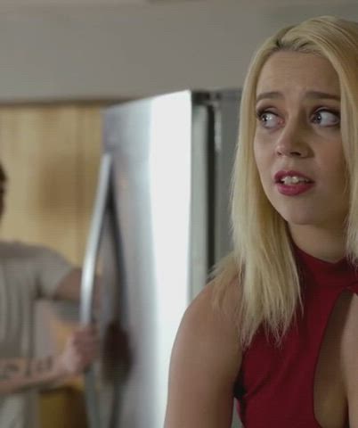Stepsisters Walk Of Shame : video clip