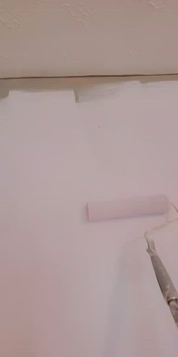 This is how i help daddy paint Multitasking : video clip