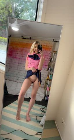 I can be your sexdoll : video clip