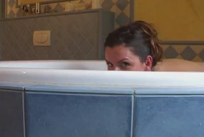 What a pleasant surprise! : video clip