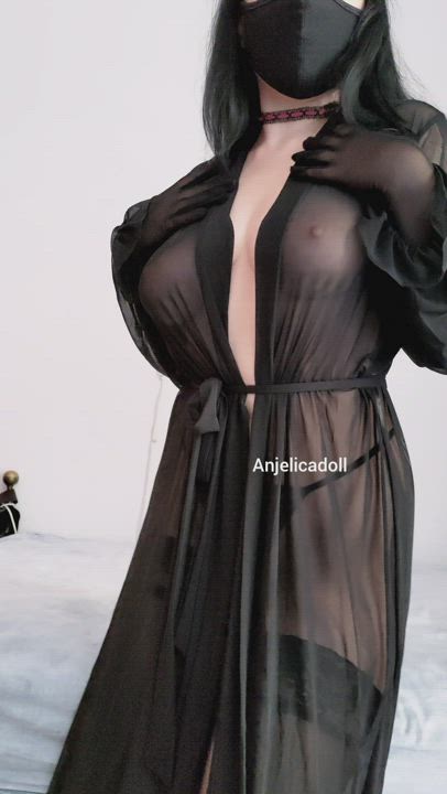Can I be your goth fuckdoll? : video clip