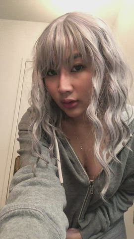 Home alone means no need to be shy :) : video clip