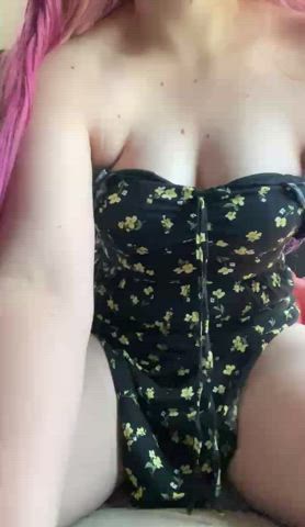 Wanna see what’s under my dress?😉 : video clip