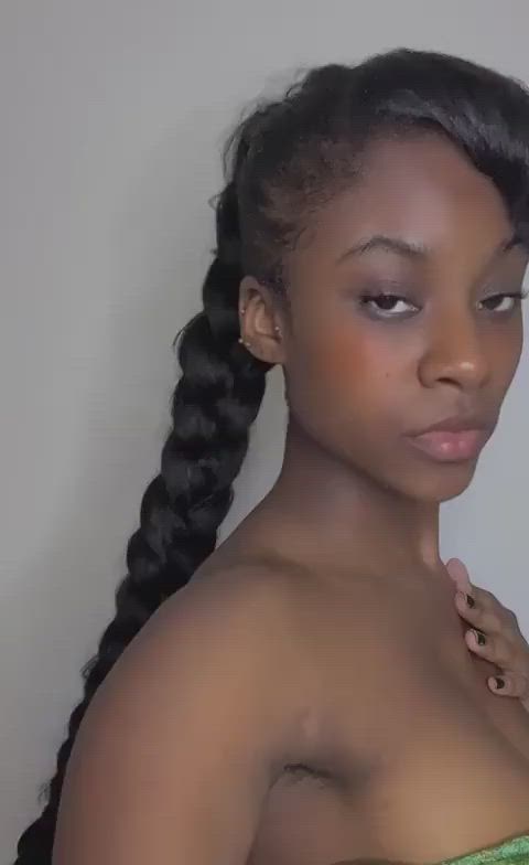 Has a 4'10 teen made you cum before : video clip