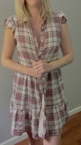 Here’s a peek under my dress : video clip