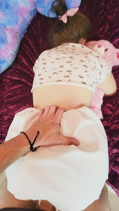No daddy plz don't Breed my little 18 year old pussy {OC] : video clip