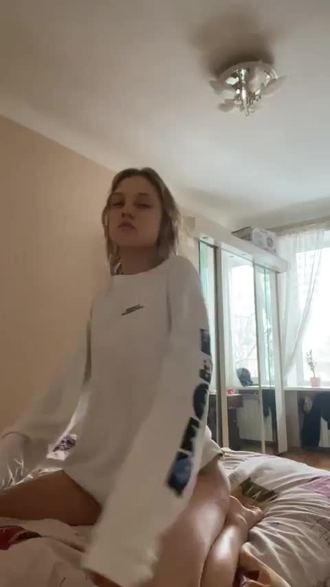 Are you going to have me on the floor or on the bed? : video clip