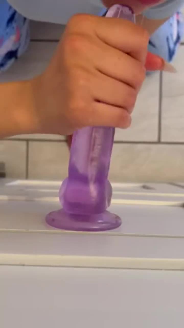 Does that feel good Daddy? : video clip