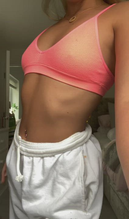 I wish you could feel how soft my 19 yo boobs are : video clip