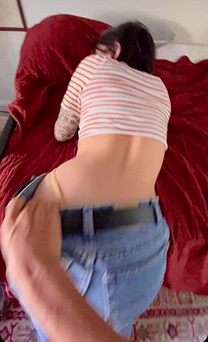 I love building his cum up and spraying myself : video clip