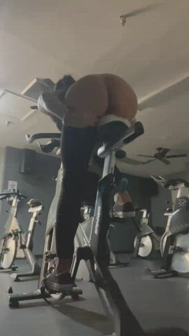 Let’s go for a ride [gif] : video clip