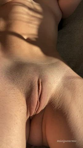 Do you like it slightly puffy? : video clip