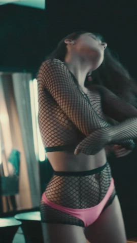 Júlia Byrro - Verdades Secretas : video clip