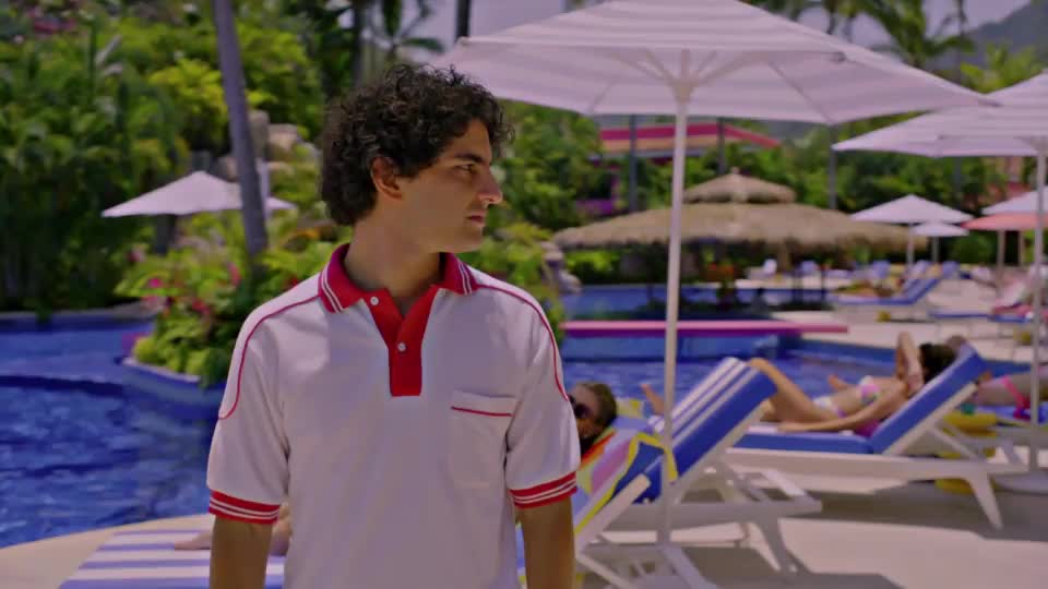 Birthday Babe: Eliana Jones in Acapulco [S1E6-2021] : video clip