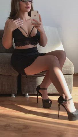 my body its not perfect, but one day i will be able to say that i reached perfection : video clip
