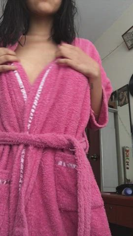 I can be your gf or fckdoll if you want : video clip