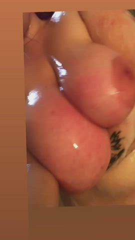 My big boobs are soaking wet and waiting for you 💦 : video clip