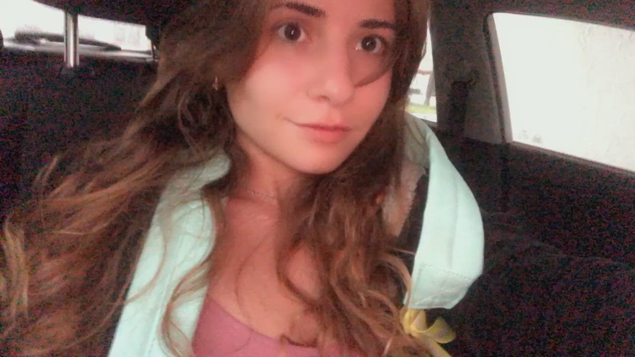 Do you like my rainy school day outfit?🙈💕 : video clip