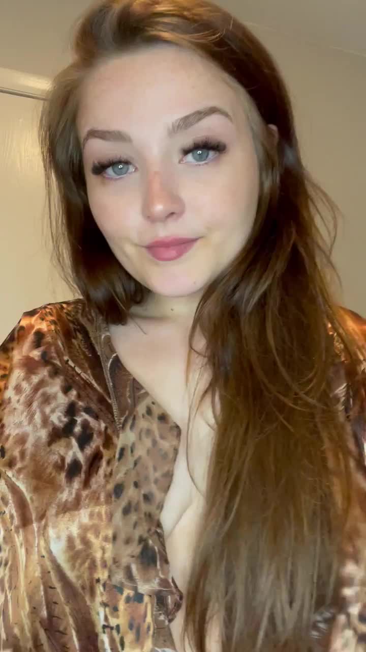 Whipping my pale titties out for your viewing pleasure : video clip