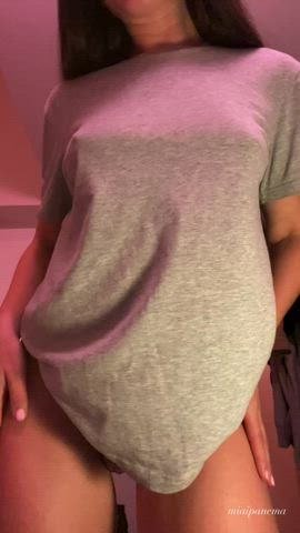 Sleeping nude is comfiest : video clip