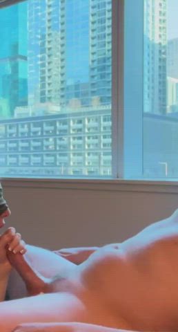 Deepthroat in the city : video clip