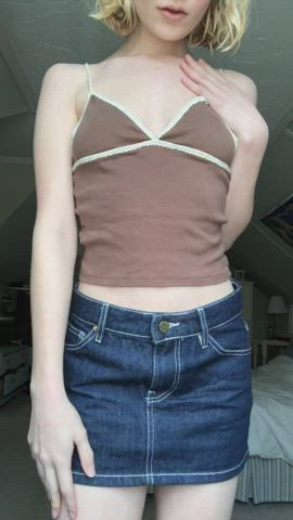 Want to see what the cute girl in class looks like under her clothes? 🥰😇 : video clip