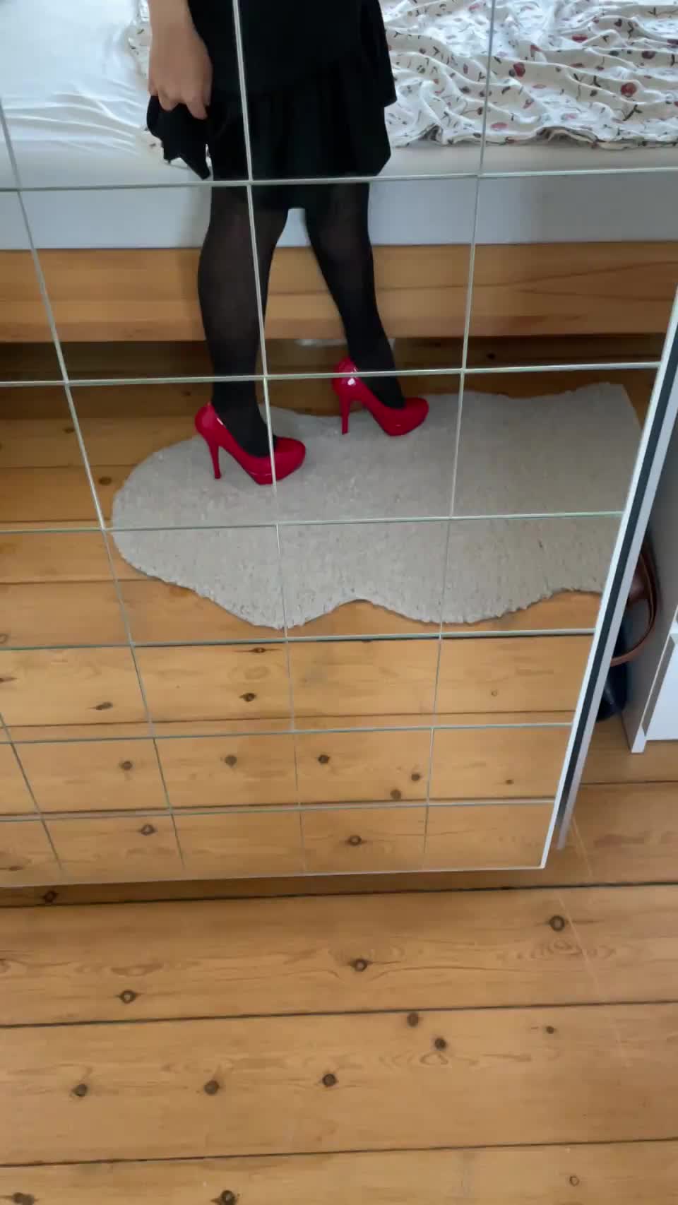 Would you fuck me after our first date? : video clip
