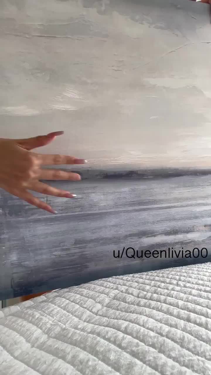Which work of art do you prefer? : video clip
