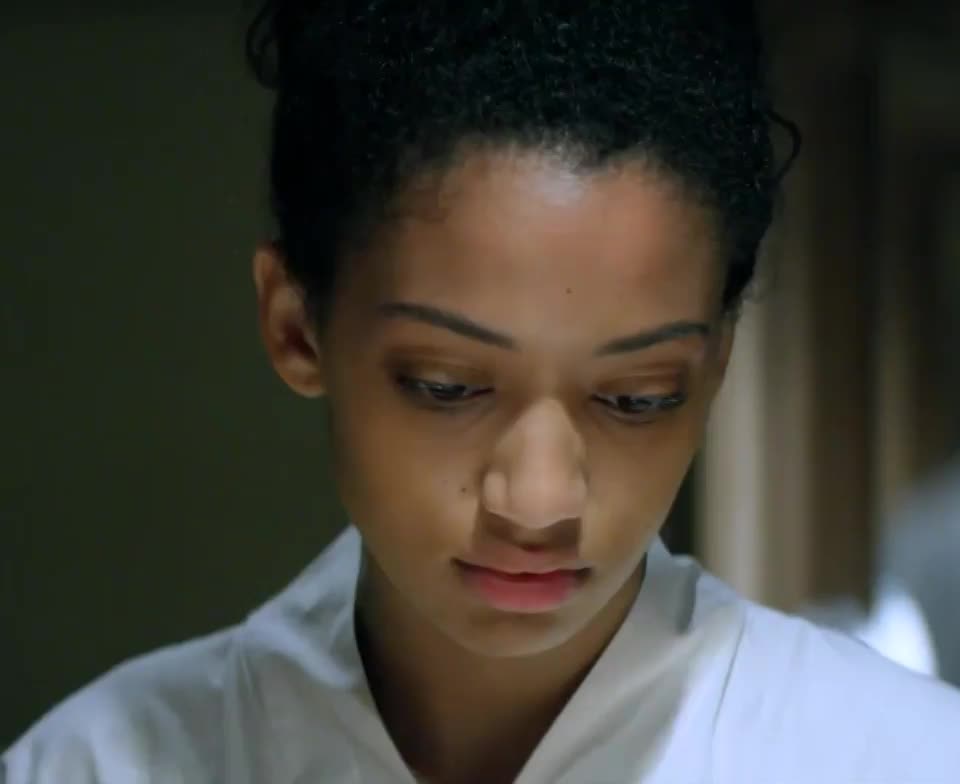 Birthday Babe: Samantha Logan in The Empty Man (2020-Filmed in 2017) : video clip
