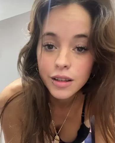 You know Im prettier, cuter and sexier than your girlfriend aren’t I? : video clip