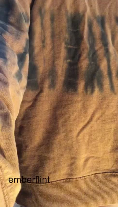 I have a tiny body but I hope you like my ass 🙈 : video clip
