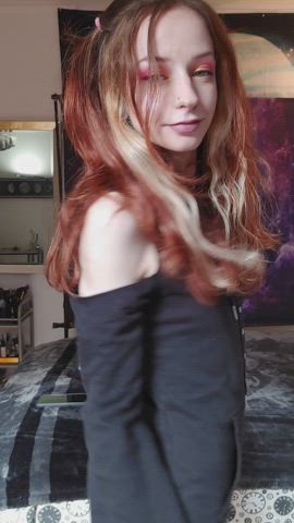 My cute pale butt almost disappeared in the sunlight haha : video clip