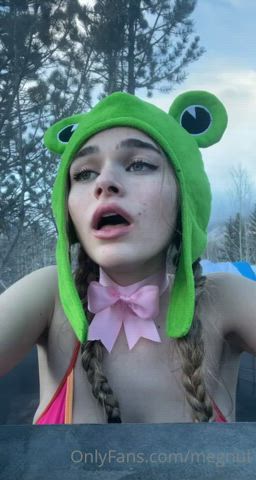 M3gnutt Looks So Cute - Check B3low : video clip