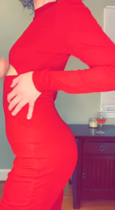 Little bouncers are easier to cover in your cum : video clip
