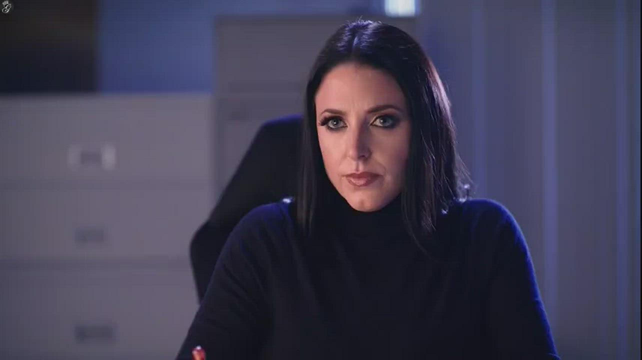 Gabbie Carter (ft. Angela White) - Drive : video clip