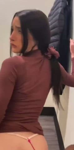 Who’s this, name?? : video clip