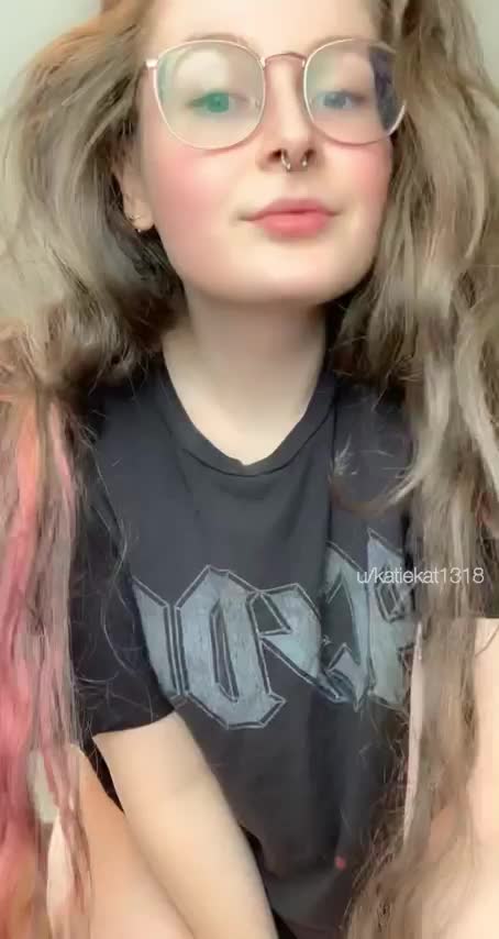 Nerdy girls love to be buttfucked : video clip