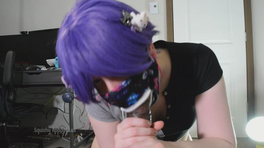 Giving a bj wearing this mask was a bit annoying but I got the job done. : video clip