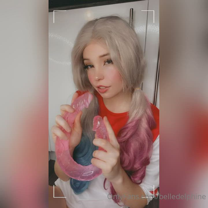 Big Pink Dildo - Get Her New Folder : video clip