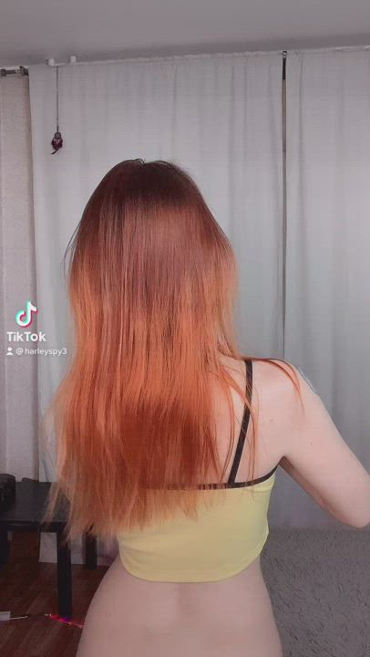 does my video makes you hard? : video clip