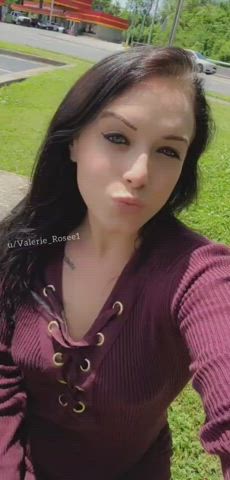I love flashing in risky places : video clip