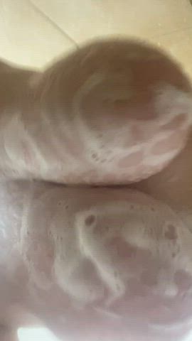 Big enough ? : video clip